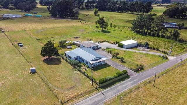 328 Carisbrook Road Pahiatua_1