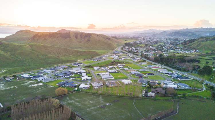 17 Hamilton Drive Wainui_3