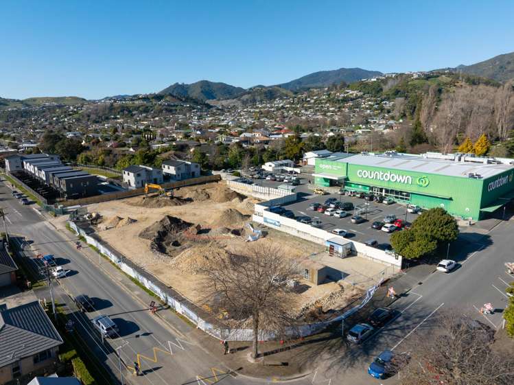 81 Neale Avenue Stoke_16