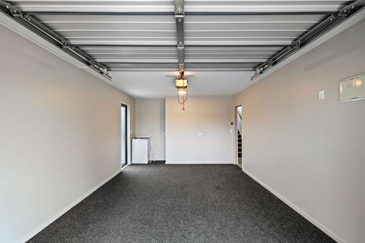 1/75 Thackeray Place Waltham_16