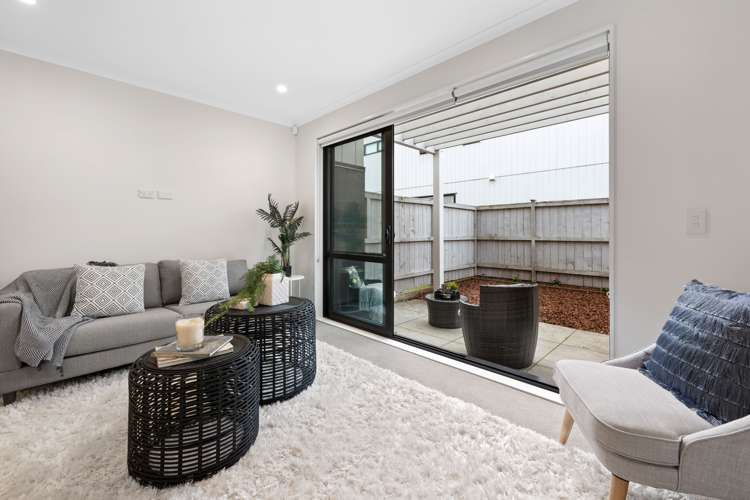 5 Tomtit Lane Flat Bush_11