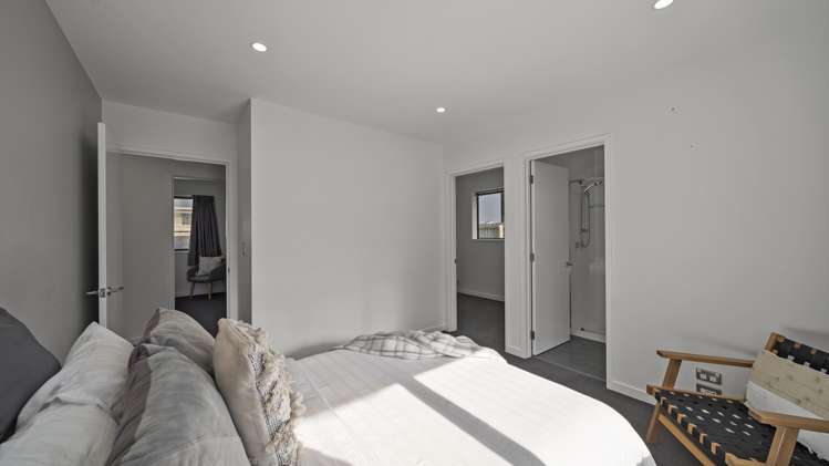 32 Robert Duncan Road Belfast_11