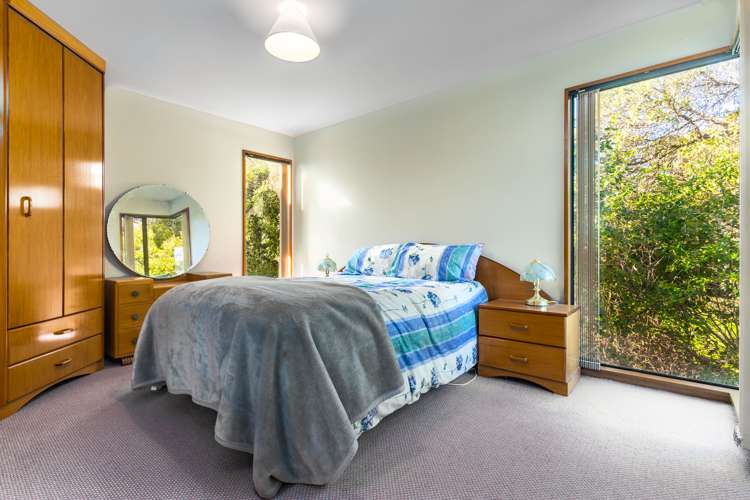 23 Ngaio Grove Robinsons Bay_13