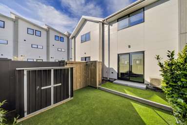 17/232 Marine Parade_2