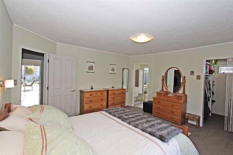 12 Aldinga Avenue Stoke_6