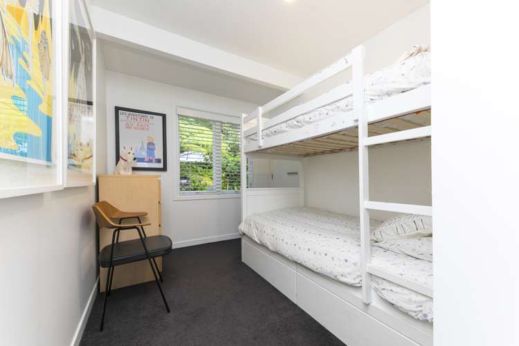 86 Takahe Road Titirangi_13