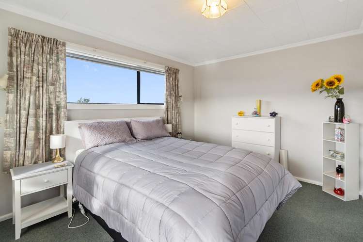 19 Le Cren Street Seaview_17