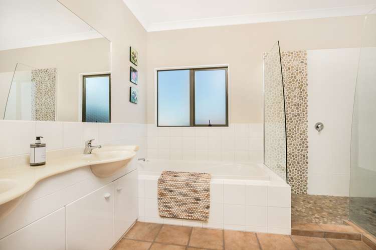 19 Stewart Gibson Place Manurewa_12