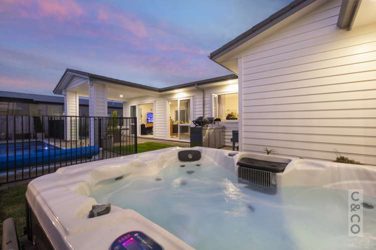 14 Floyd Road Riverhead_32