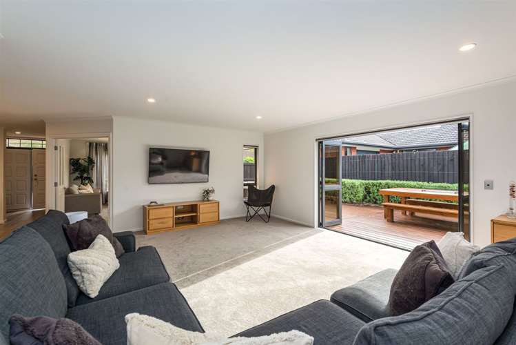 14 Amoka Crescent Parklands_6