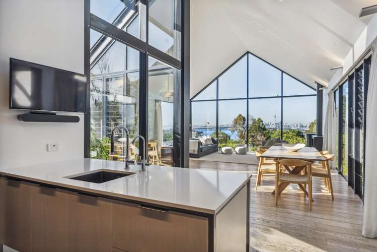 22 Bridge View Road Birkenhead_9