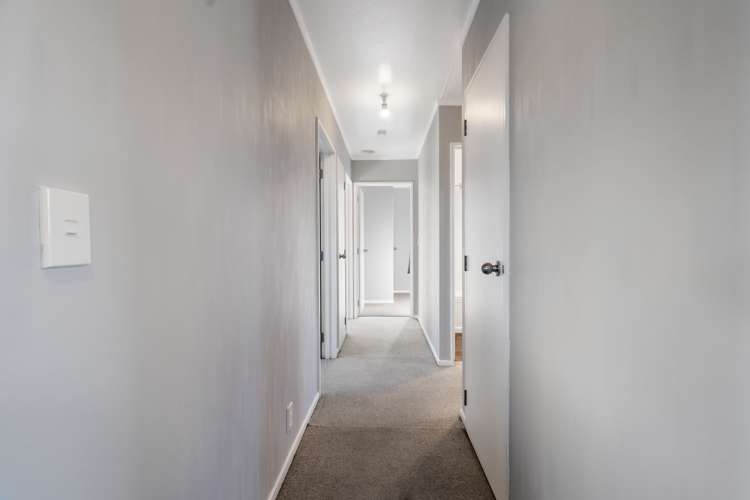 48 Fraser Drive Feilding_16