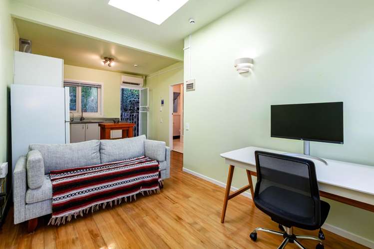 14/51 Adams Terrace Kelburn_5
