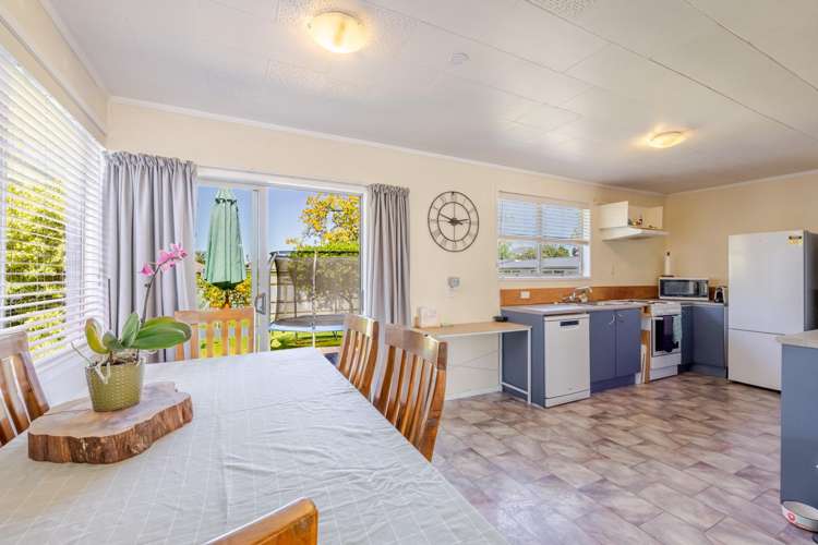 6 McKeefry Avenue Greenmeadows_10