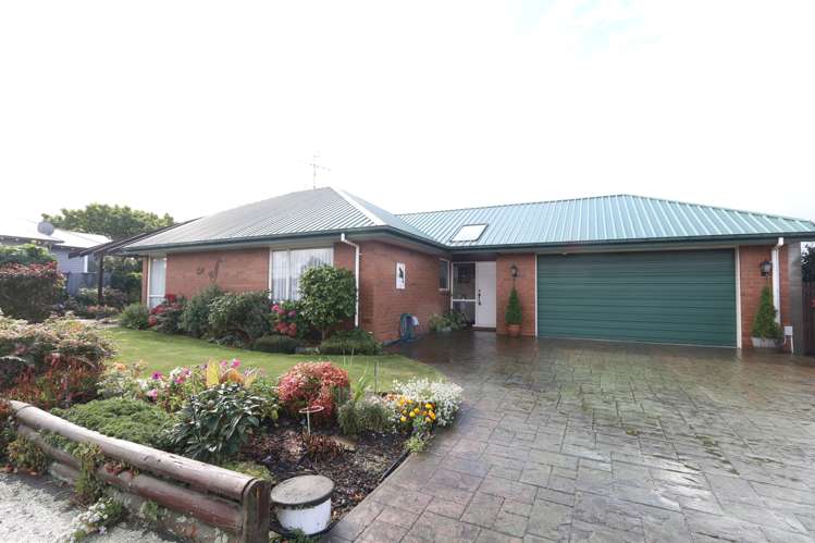 48 Reid Crescent Allenton_17