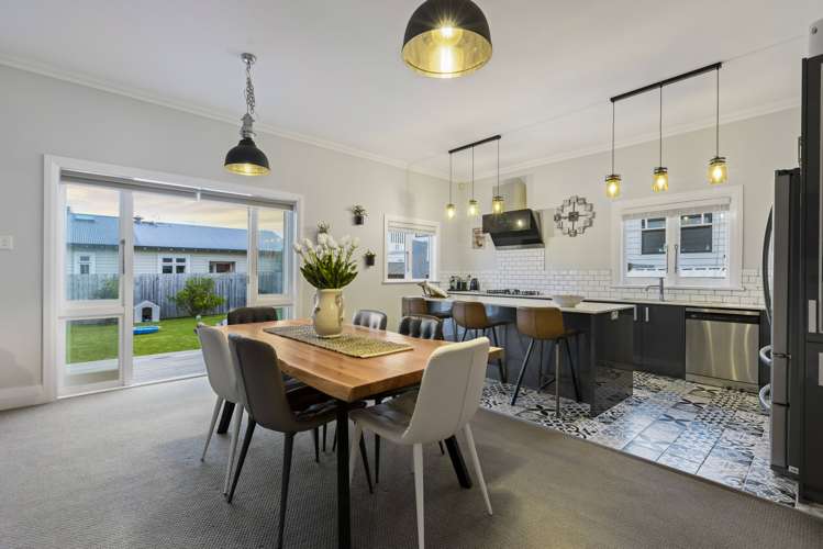 22 Onewa Road Northcote Point_9