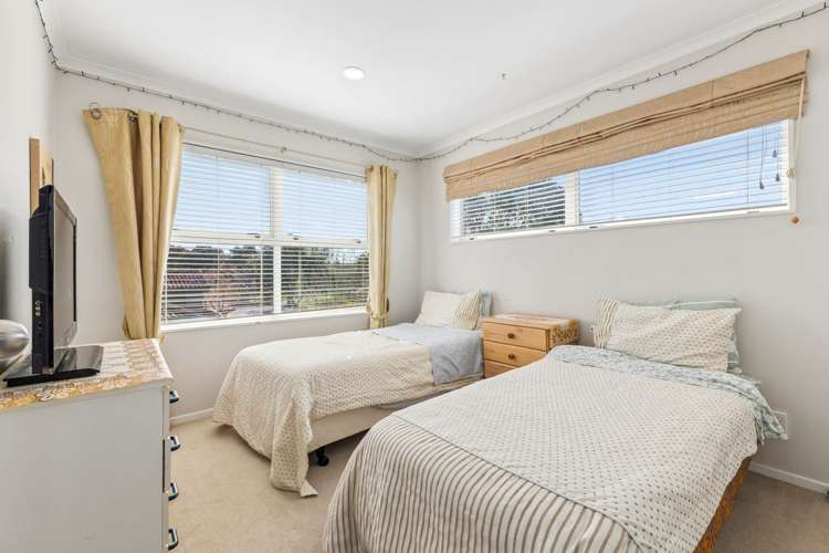 39 Stranraer Crescent Wattle Downs_14