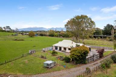 32 Davis Road_3