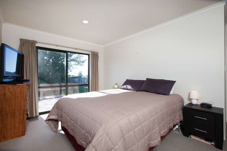 2 Estate Grove Inglewood_6