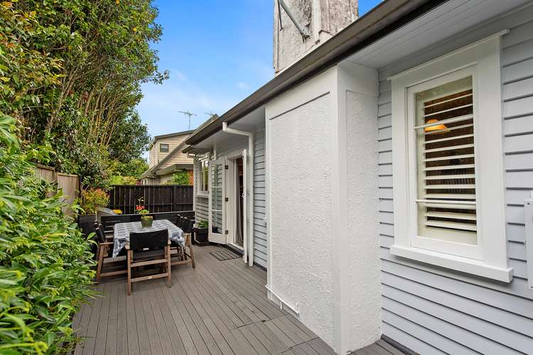 6 Strowan Avenue Fairfield_22