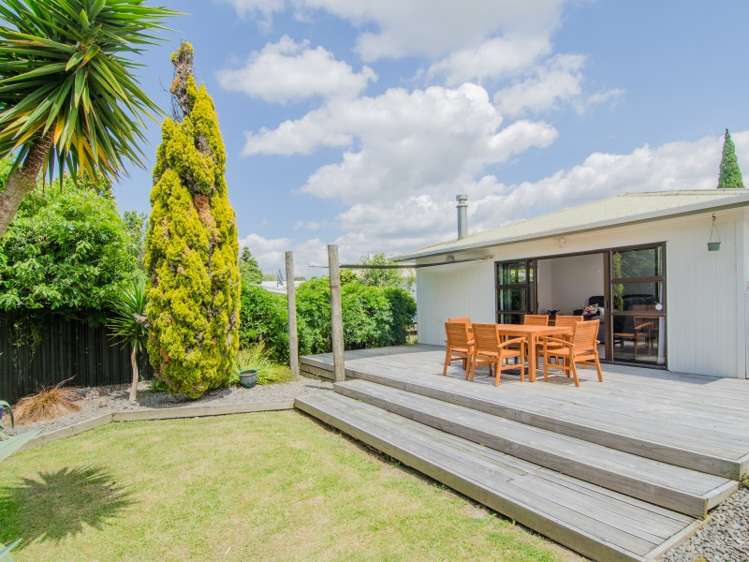 8 Dolan Place New Lynn_7