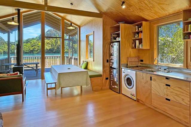 1191 Abel Tasman Drive, Tata Beach_3