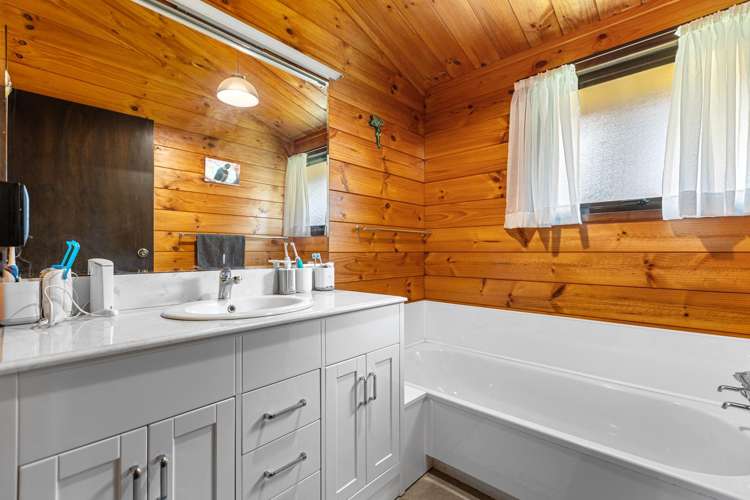 245 Onemana Drive Onemana_13