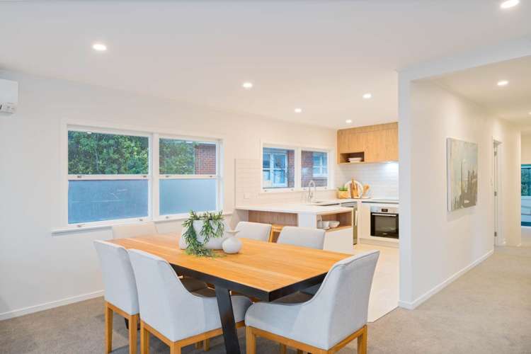 96 Pupuke Road Hillcrest_13