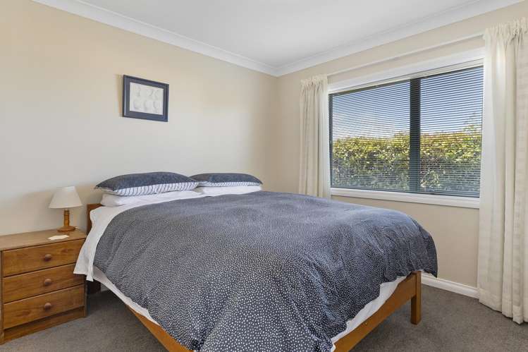 8 Belvedere Grove Rangatira Park_21