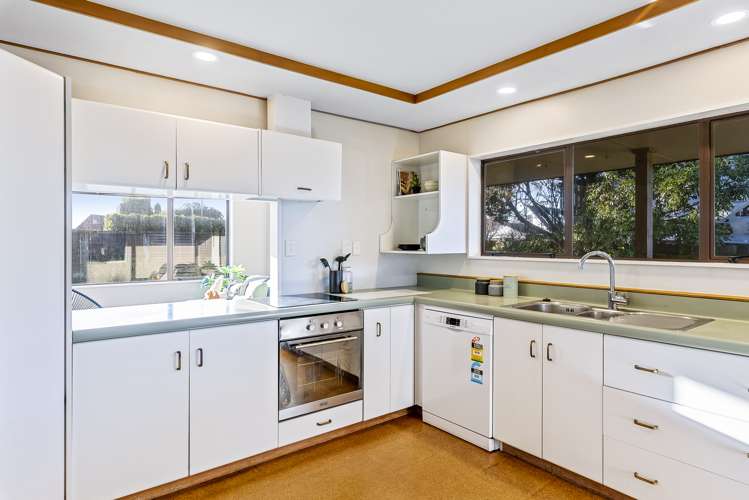 6 The Avenue Paraparaumu Beach_5