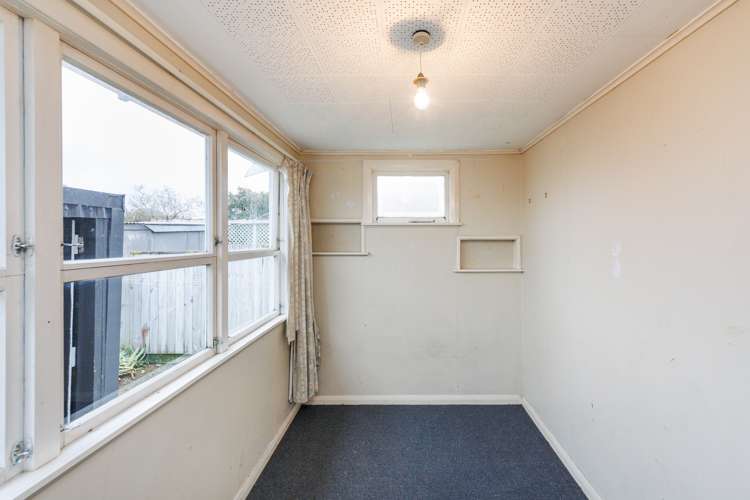 64 Lyndhurst Street Takaro_11