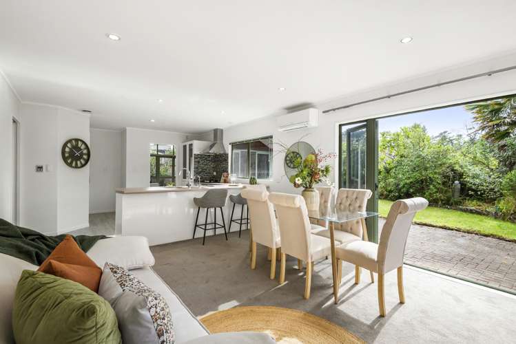 43 Unsworth Drive Unsworth Heights_12