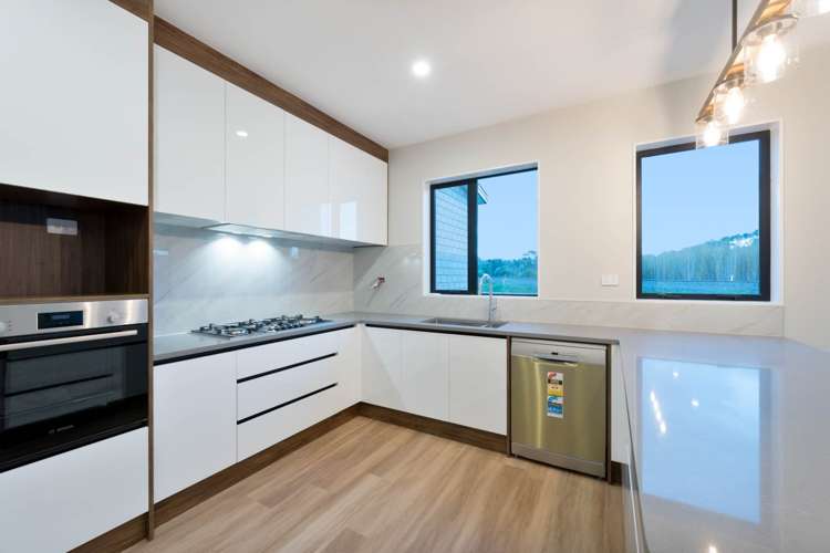 12 & 12a Kiokio Place Swanson_9