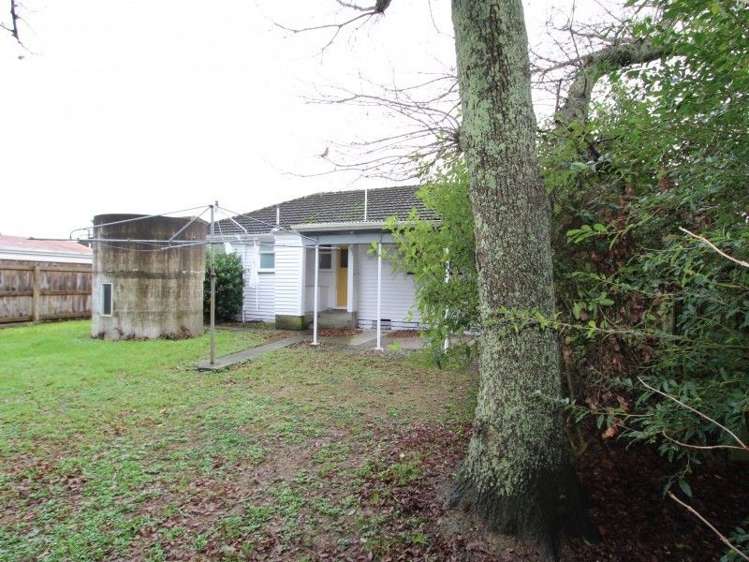 1 Julia Street Pahiatua_18