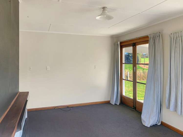 423 Dog Kennel Road 11365_1