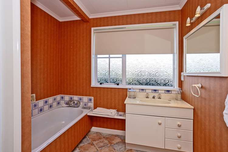 16 Moana Street Rosedale_23