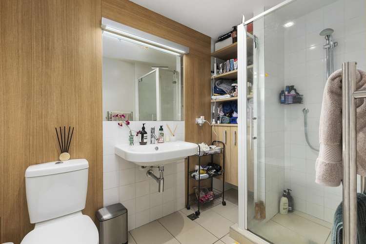 8F/245 Wakefield Street Te Aro_9