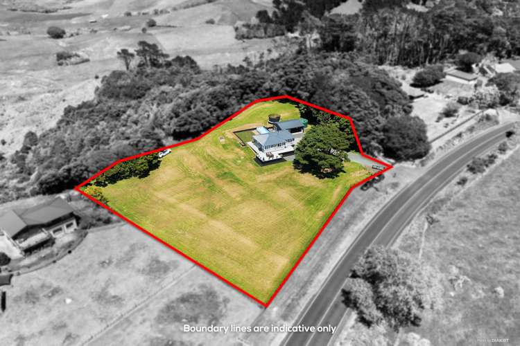 1423 Awhitu Road Pollok_15