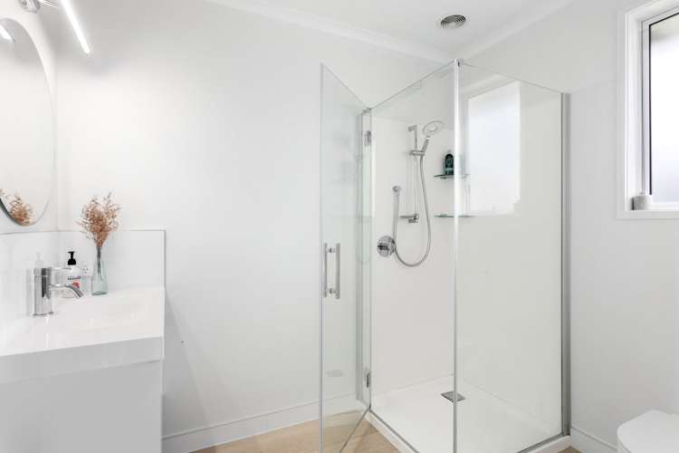 6 Hamilton Drive Wainui_9