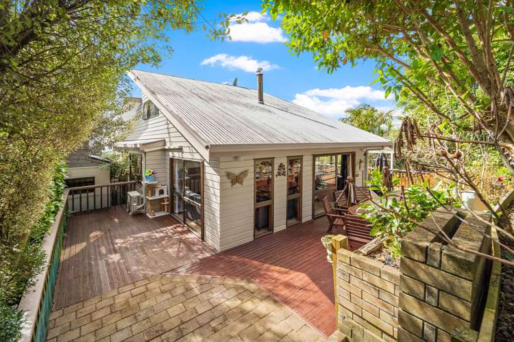 1/685 East Coast Road Browns Bay_19