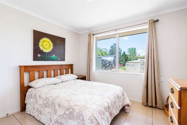 6 Tavinor Road Otaika_9