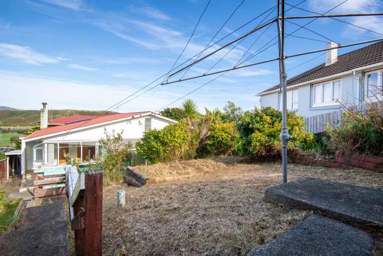 19 Walker Avenue Paremata_21