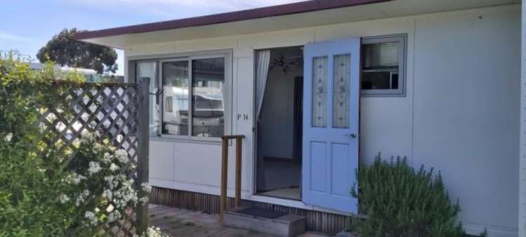 P14/70 Beach Road Tahunanui_9