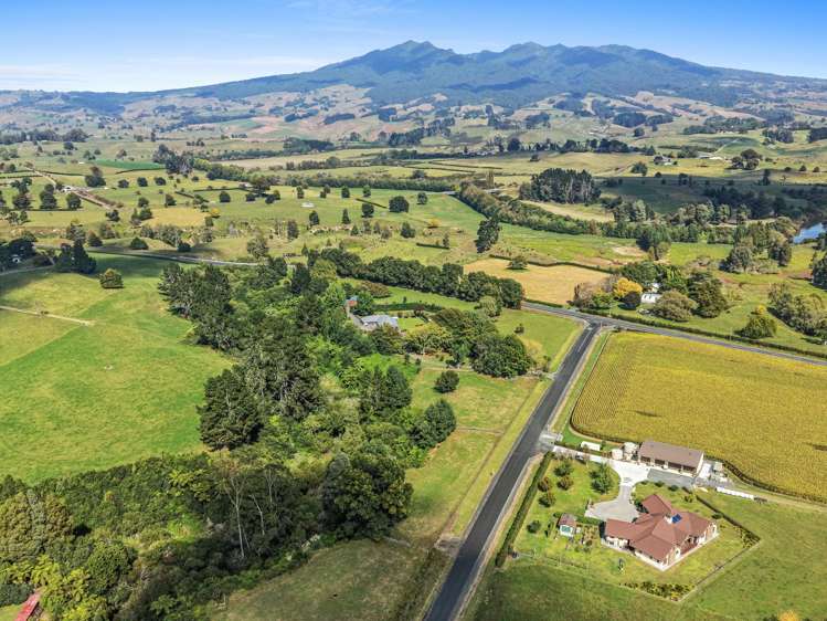 10 Oakshott Road Ngahinapouri_21