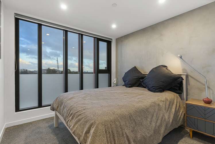 404/2 Miller Street Point Chevalier_10