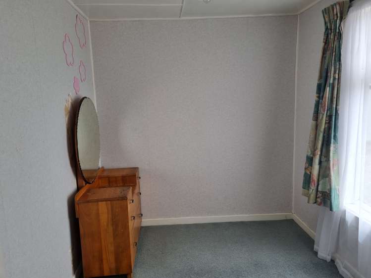 19 Herbert Street Riverton_7