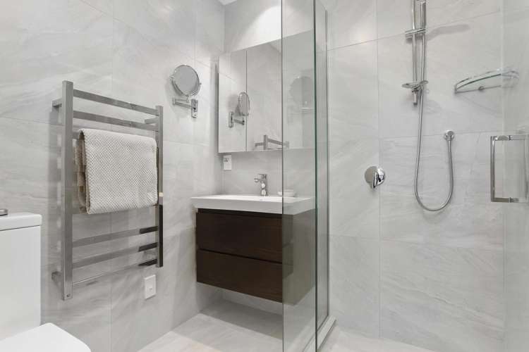 3E/175 Hurstmere Road Takapuna_10