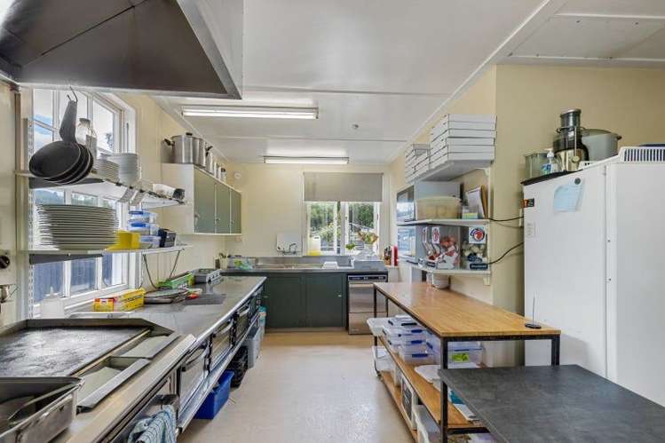 22-24 High Street Hunterville_1