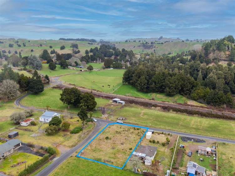 6 Peter Mcintyre Street Kakahi_1