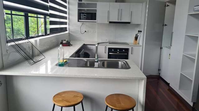 1/231 Victoria Street Hamilton Central_1